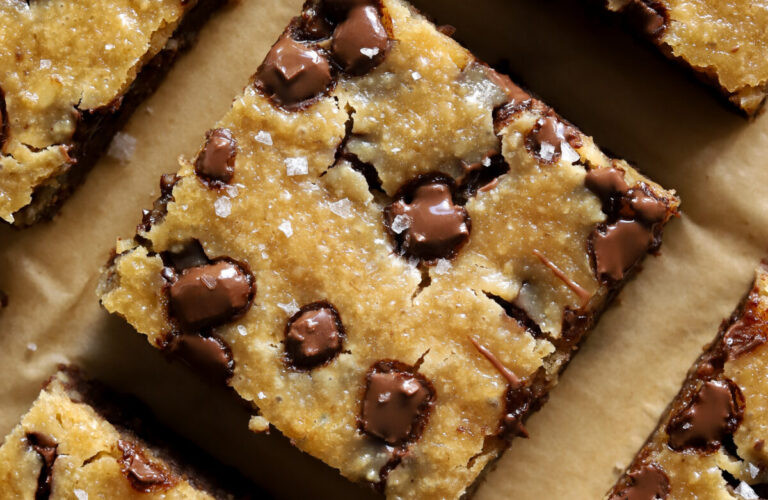 Greek Yogurt Blondie Brownies