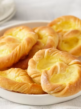 Vanilla Pudding Pretzels (Pudding Brezel) with Thermomix