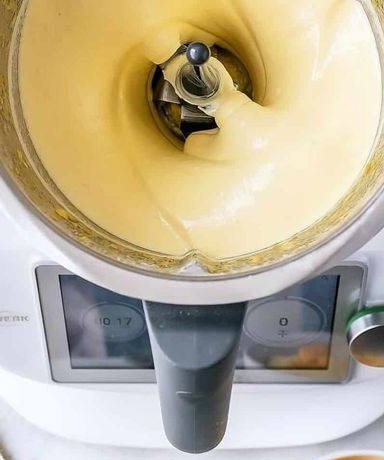 Homemade Mango Ice Cream